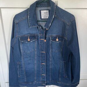 Sonoma The Everyday Jean Jacket Women’s Size Large. Trucker Denim